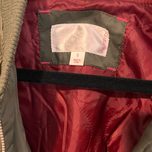 Olive bomber jacket - Picture 2 of 4